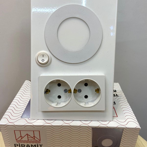 10EN Mutfak Dolap Tezgah Altı Priz 3W Beyaz Led Aydınlatmalı